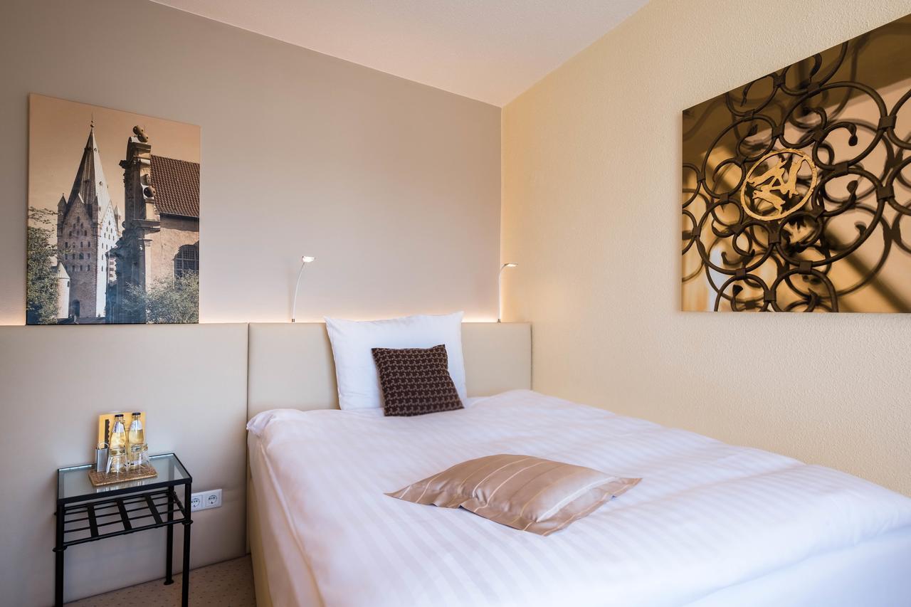 Hotel Zur Muehle Paderborn Kültér fotó